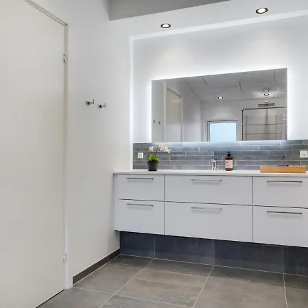 Anniina - 200m From The Sea In Djursland And Mols By Interhome * Knebel